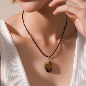 سنسال عين النمر حجر الثقة بالنفس والشجاعة